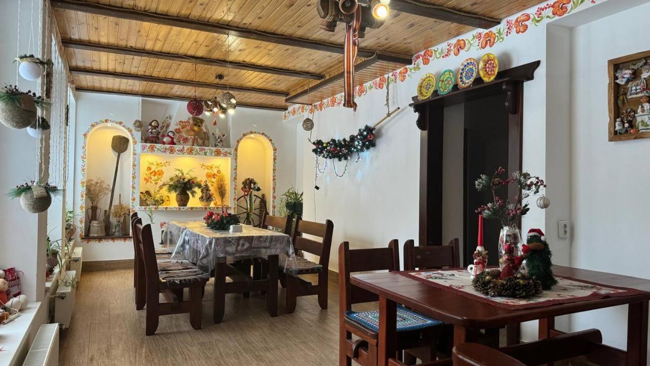 Hotel Ukrainochka à Slavsko Extérieur photo