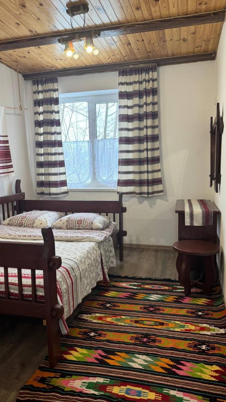 Hotel Ukrainochka à Slavsko Extérieur photo